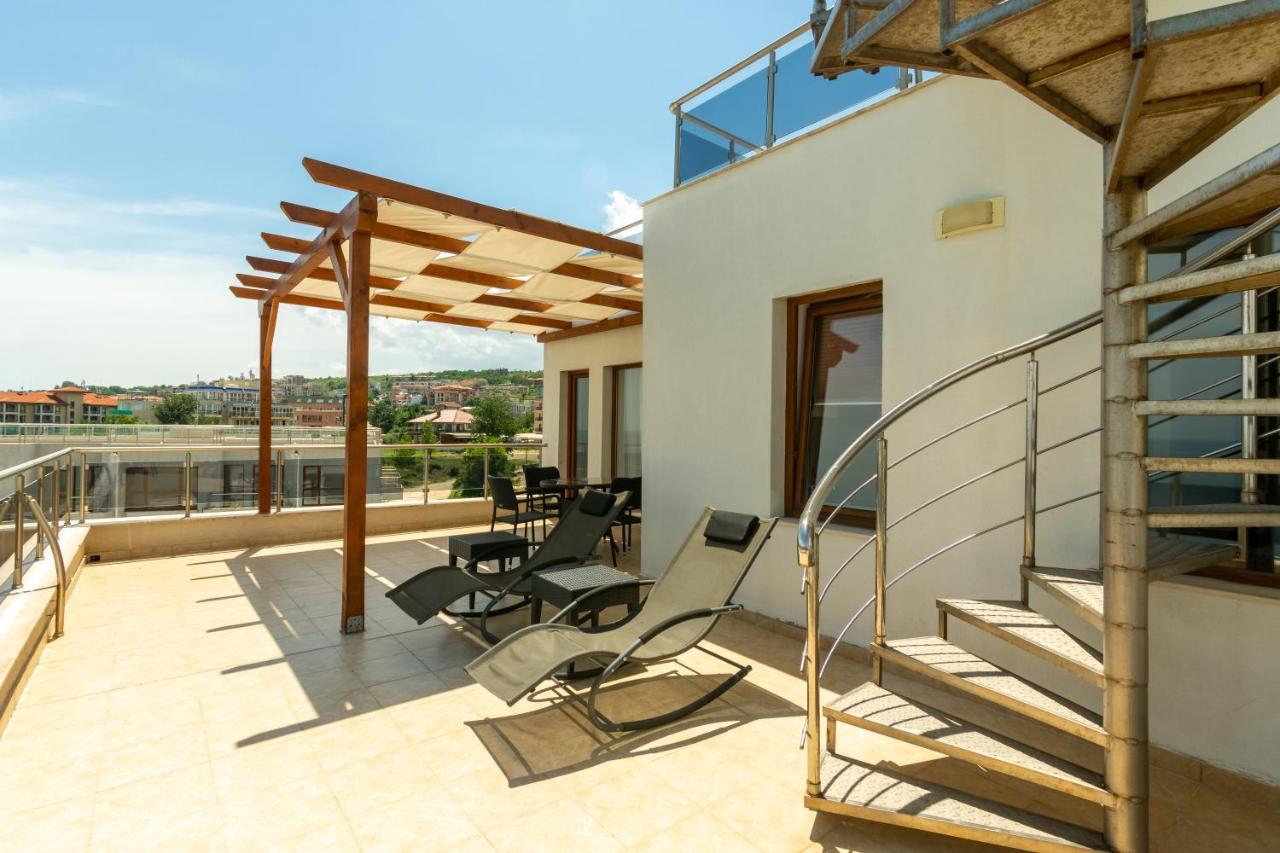 Appartement Penthouse At White Cliffs à Byala  Extérieur photo