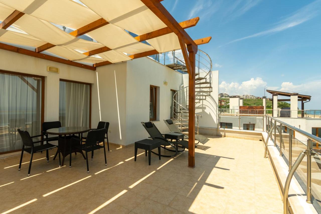 Appartement Penthouse At White Cliffs à Byala  Extérieur photo