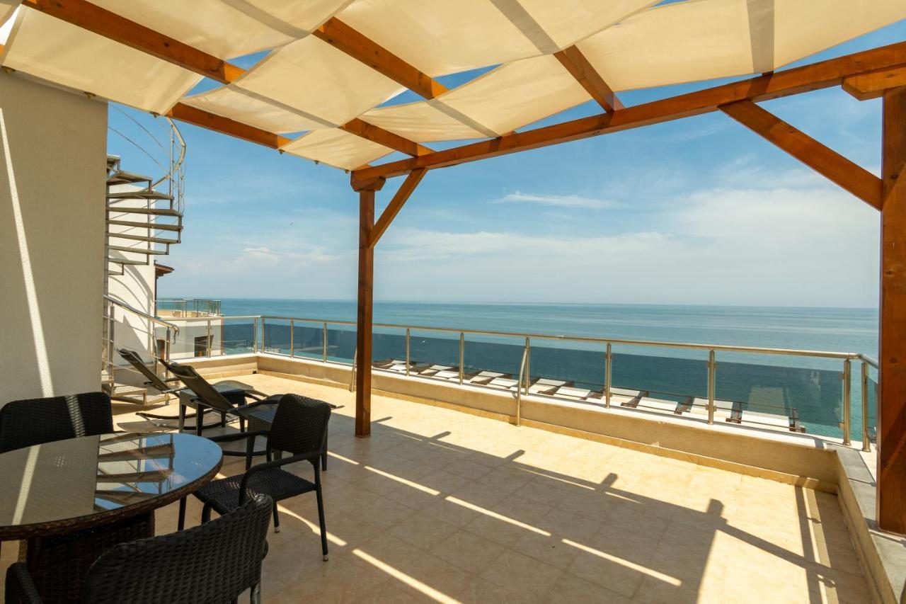 Appartement Penthouse At White Cliffs à Byala  Extérieur photo